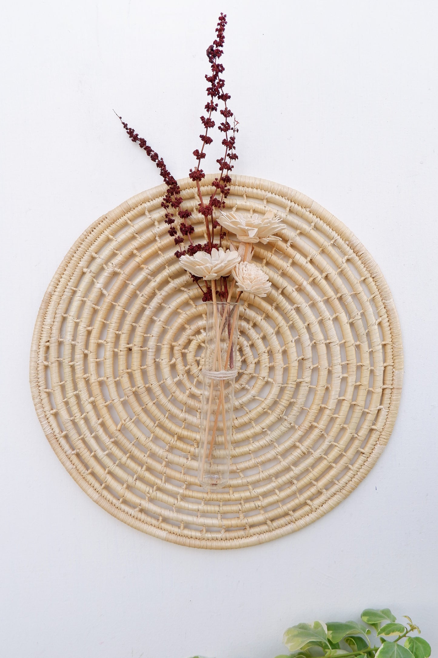 MOONJ SPIRAL JALI WALL DECOR - Natural