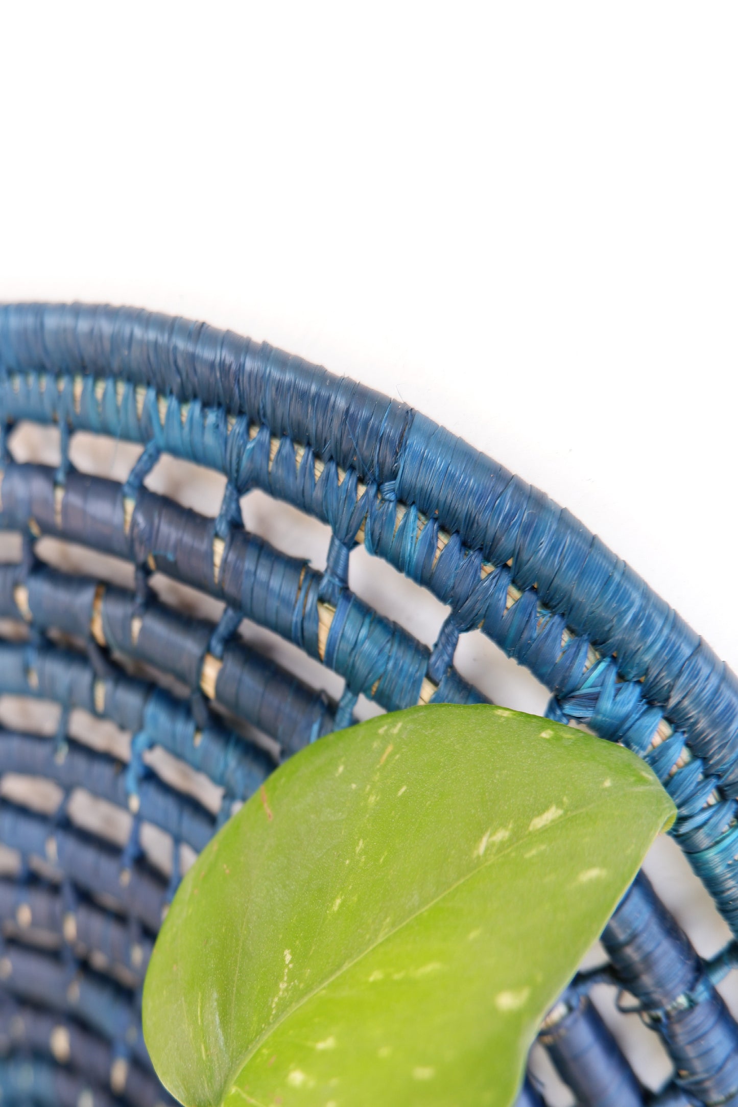 MOONJ SPIRAL JALI WALL DECOR - NAVY BLUE