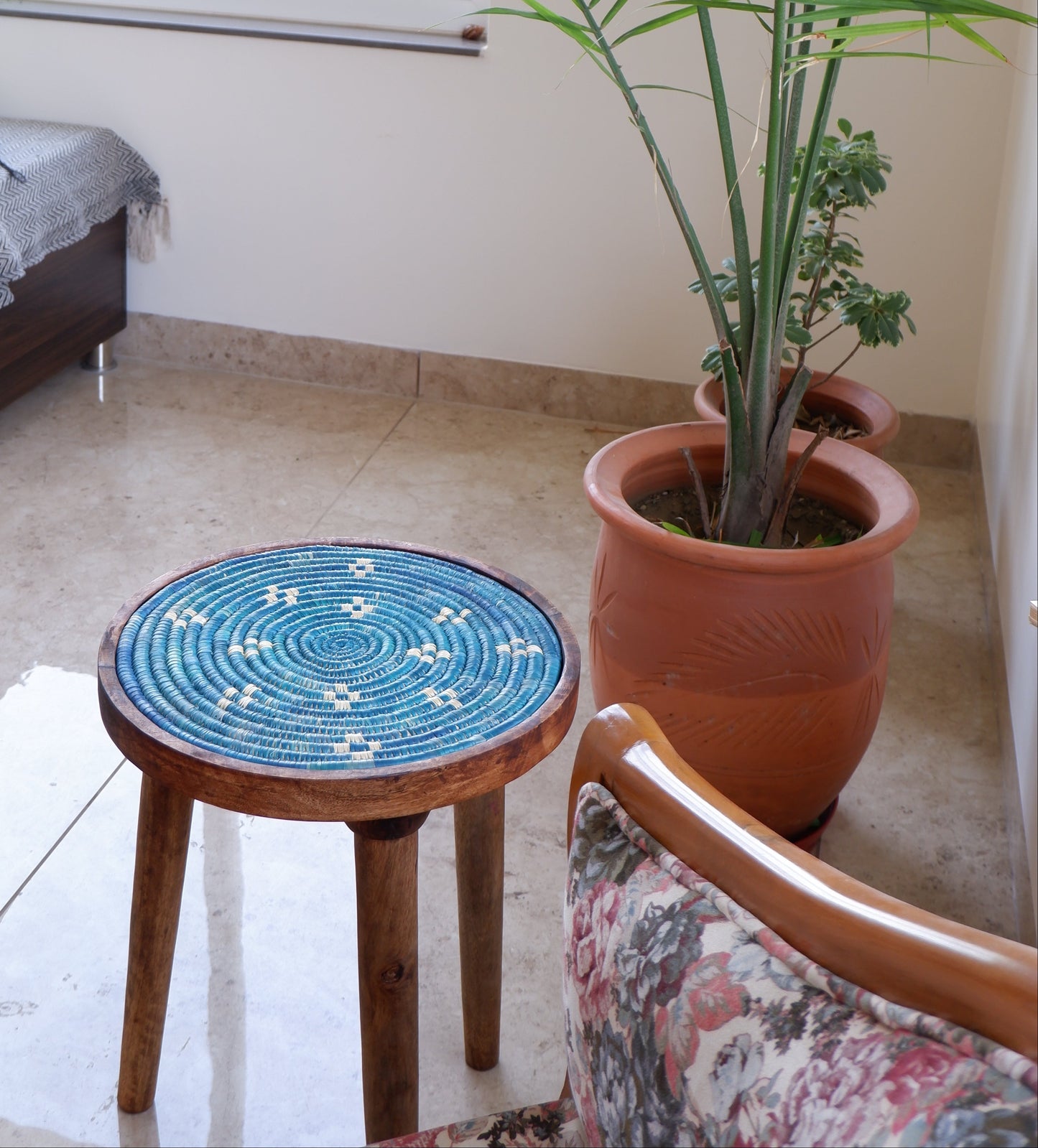 Moonj Grass  Mango Wood Accent  Table / Aqua weave
