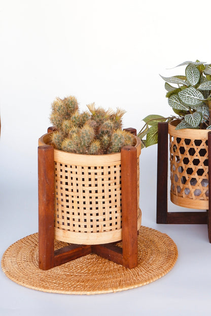 CLASSIC HAND MADE MINI BAMBOO PLANTER