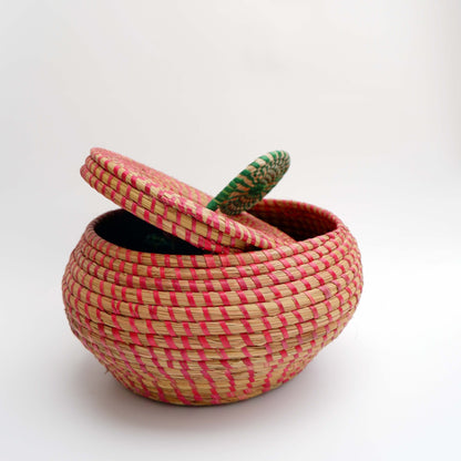 Arthat X belviashi Moonj Grass  Apple Basket