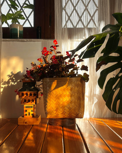 BAMBOO PLANTER WITH STAND - NATURAL