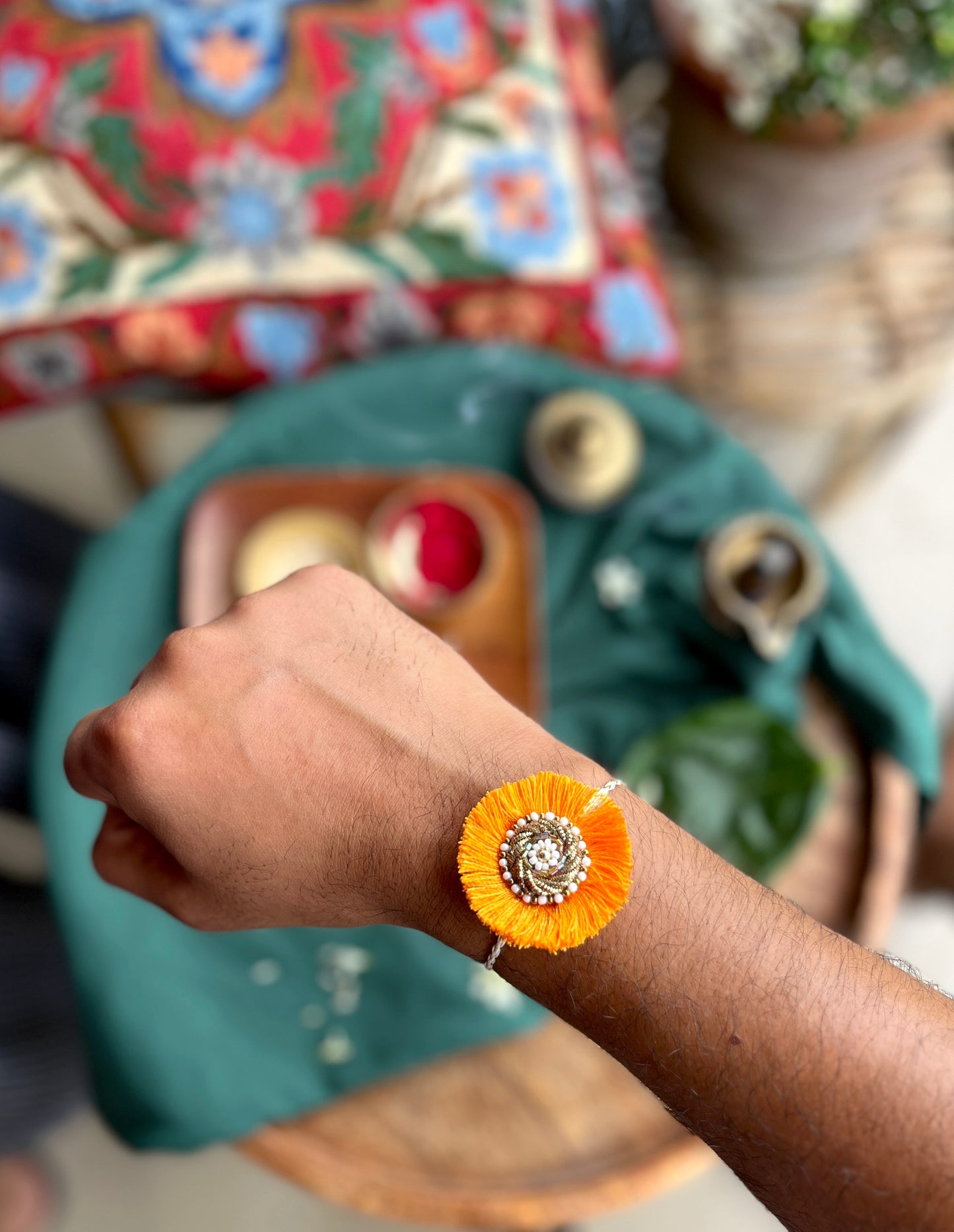 Classic Resham Zardozi Rakhi Set with Rosewood box